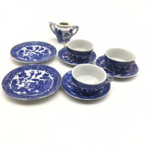 9 Vintage BLUE WILLOW Child's Tea Set Pieces  Made In Japan Transferware